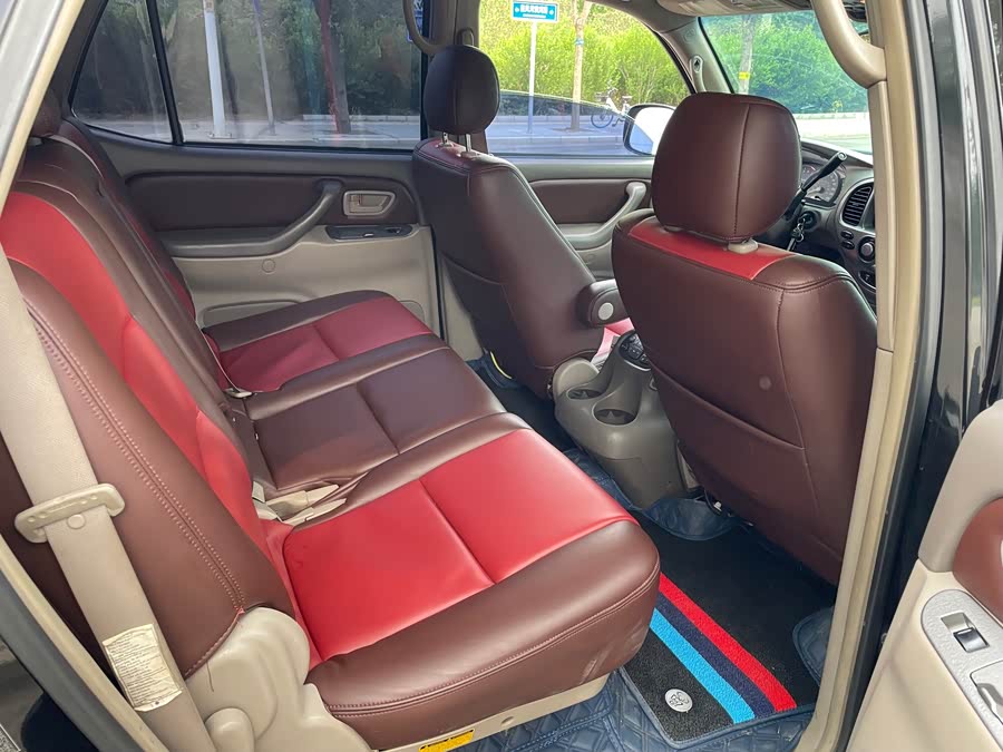 Toyota Sequoia 2006 immagine di auto #7