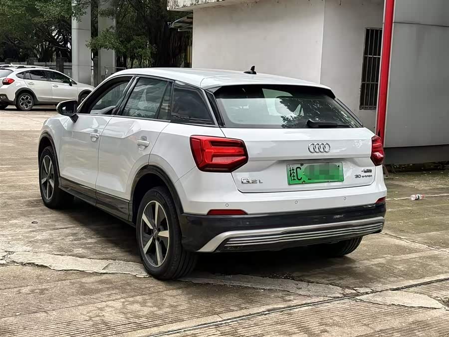 Audi Q2L e-tron 2020 #7 Audi Q2L e-tron 2020 صورة سيارة #7