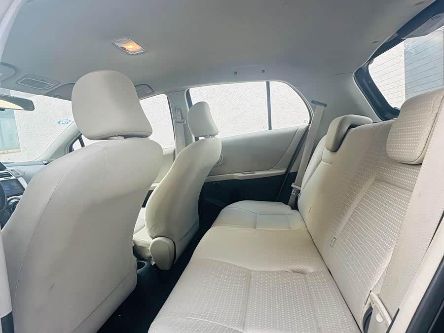 丰田 雅力士 2013 汽车图片 #7