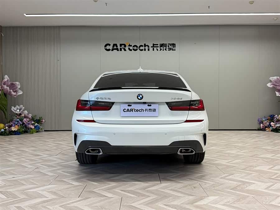 BMW i4 M50 2022 #7 BMW i4 M50 2022 car image #7