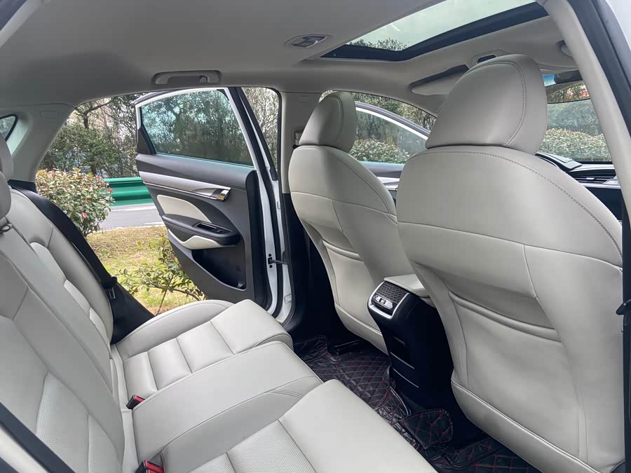 吉利汽车 缤瑞 2019 汽车图片 #7