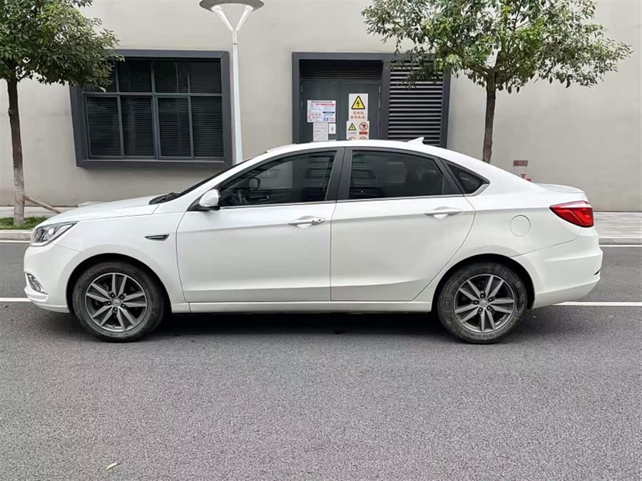 Changan Eado EV 2018 #7 Changan Eado EV 2018 image de voiture #7