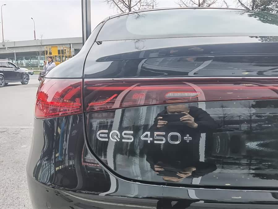 Mercedes-Benz EQS Class car image #7