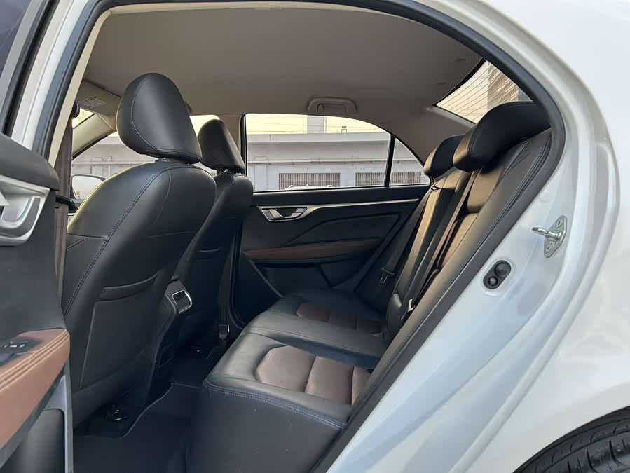 GEELY Vision 2018 car image #7