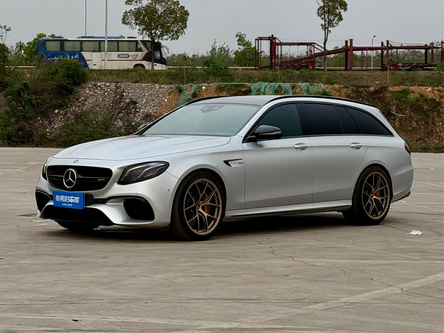 Mercedes-Benz E AMG 2019 immagine di auto #7