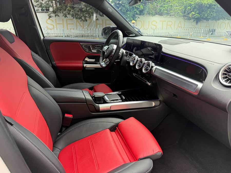 Mercedes-Benz GLB AMG 2023 immagine di auto #7