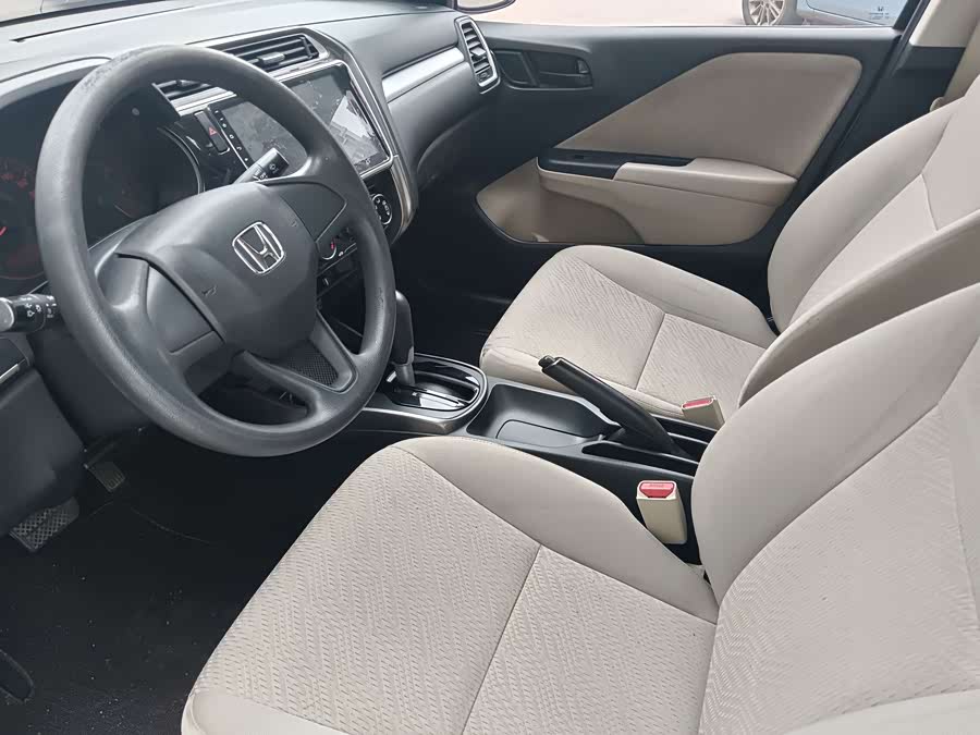 Honda Greiz 2017 #7 Honda Greiz 2017 صورة سيارة #7