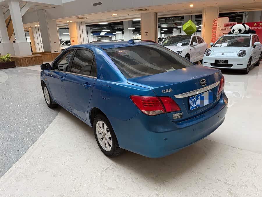 BYD L3 2014 car image #7