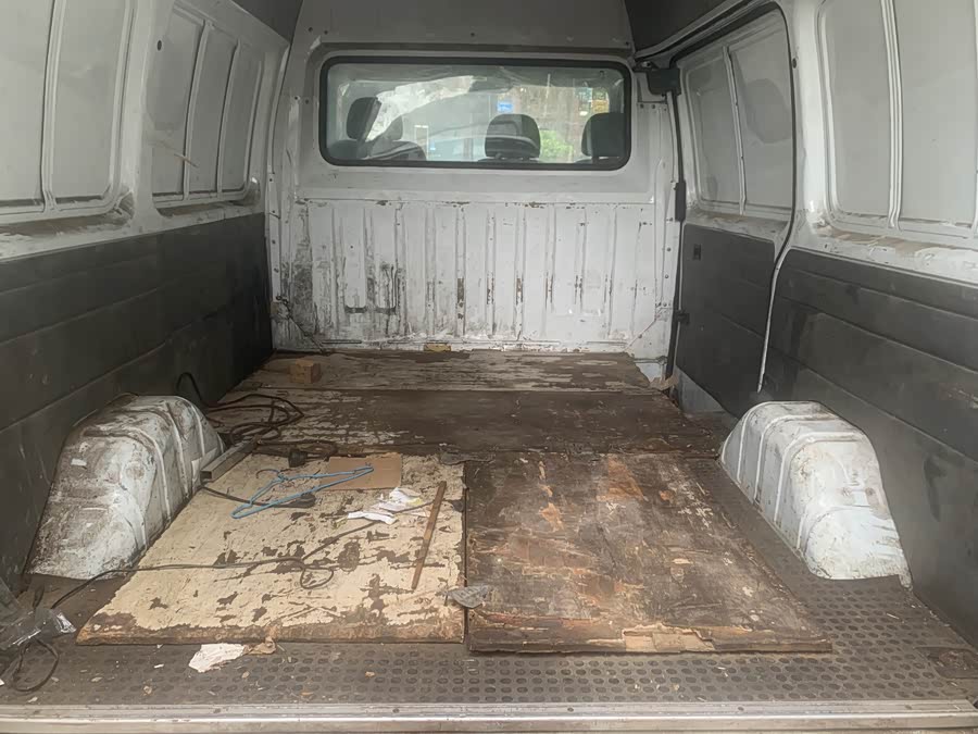 Ford Transit Classic 2016 car image #7