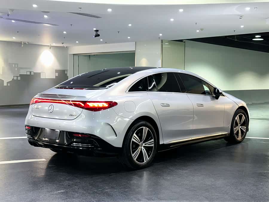 Mercedes-Benz EQE Class 2023 #7 Mercedes-Benz EQE Class 2023 immagine di auto #7