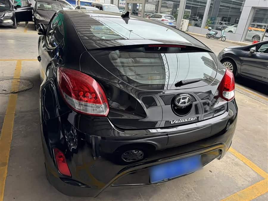 Hyundai Veloster 2013 #7 Hyundai Veloster 2013 car image #7