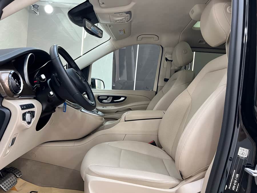 Mercedes-Benz V Class 2022 immagine di auto #7