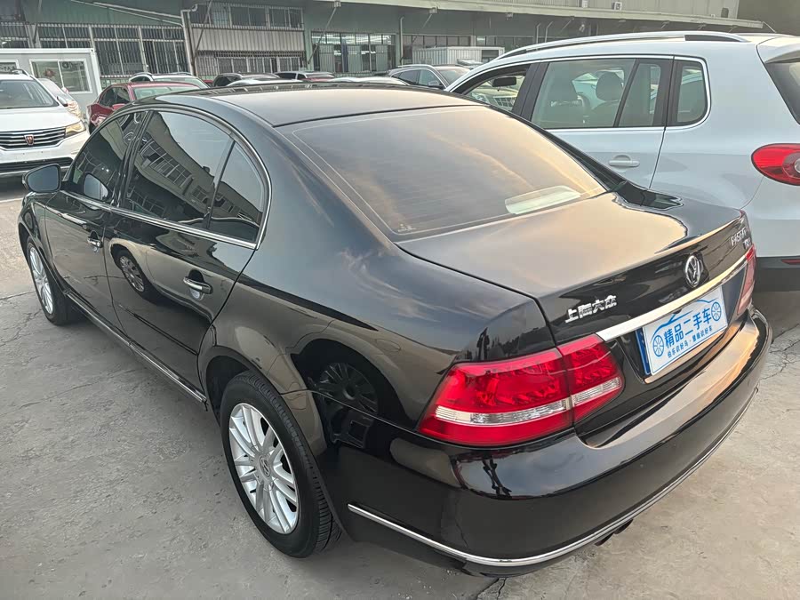 Volkswagen Passat Lingyu 2010 #7 Volkswagen Passat Lingyu 2010 car image #7