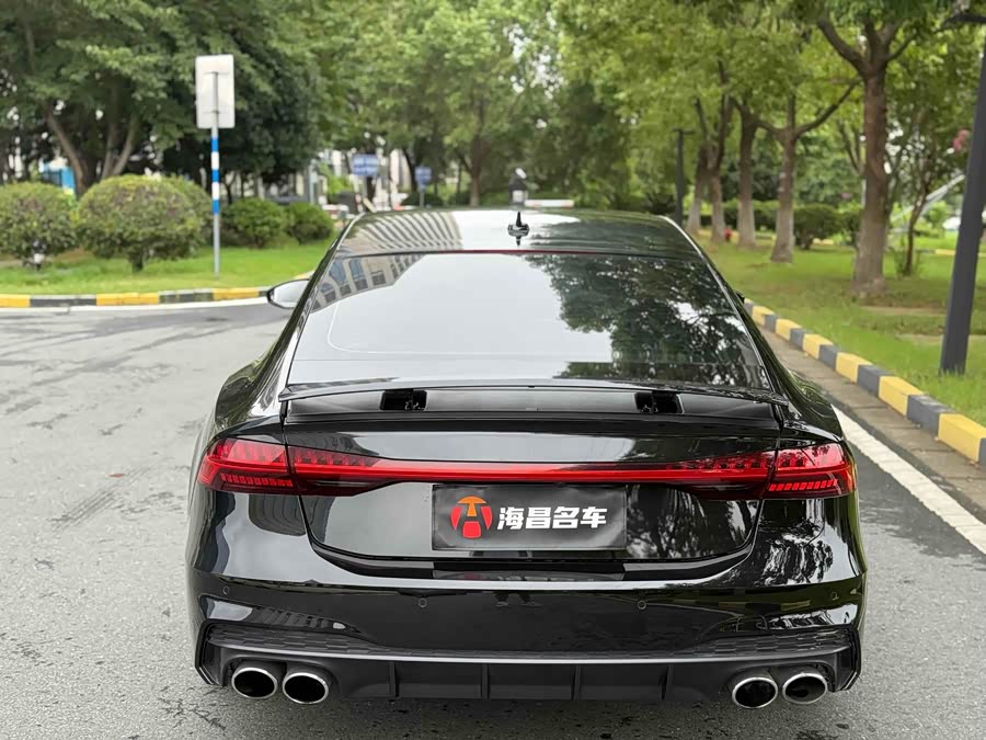 Audi S7 2020 car image #7