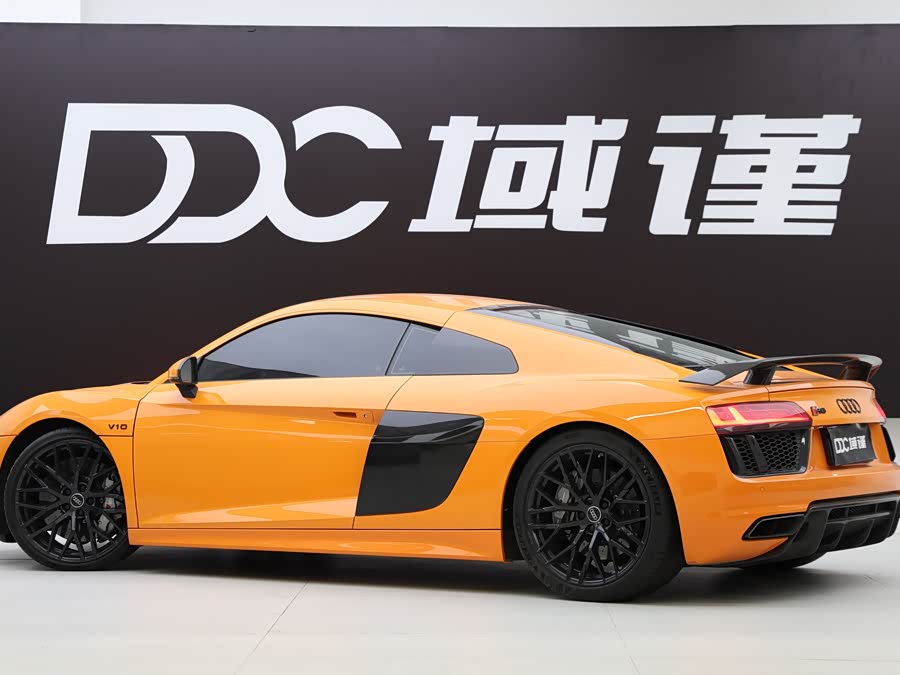 Audi R8 2018 car image #7