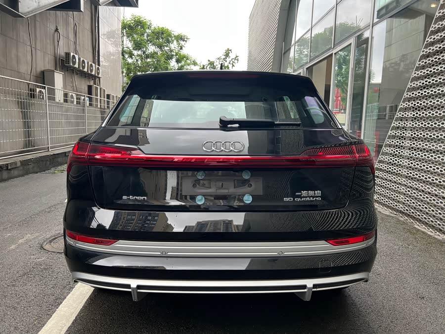 Audi e-tron 2024 #7 Audi e-tron 2024 car image #7