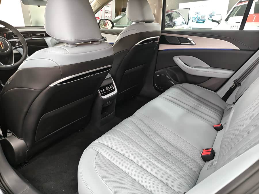 HongQi H5 PHEV 2025 car image #7