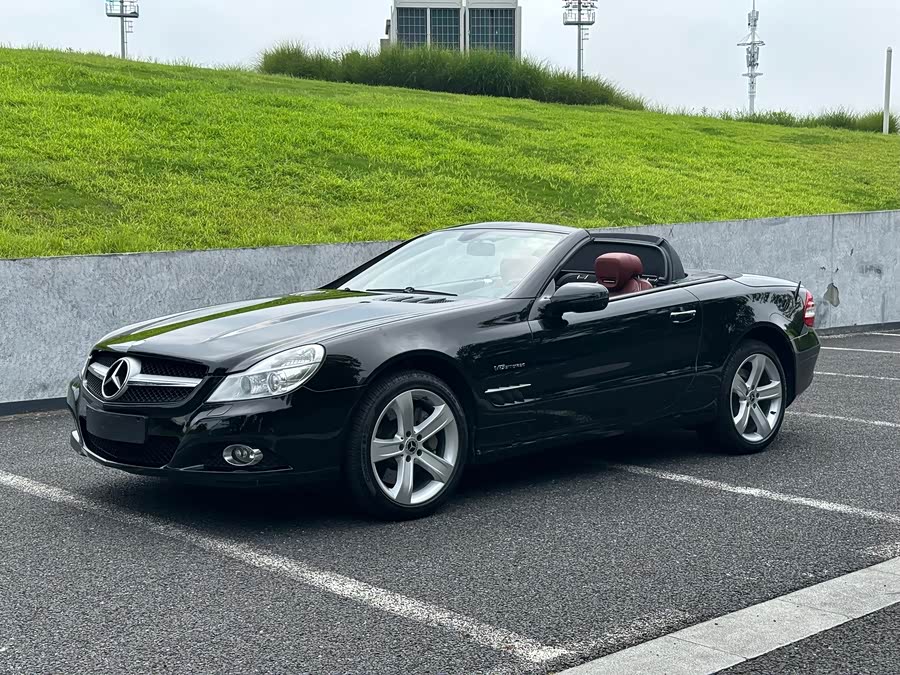 Mercedes-Benz SL Class 2009 car image #7