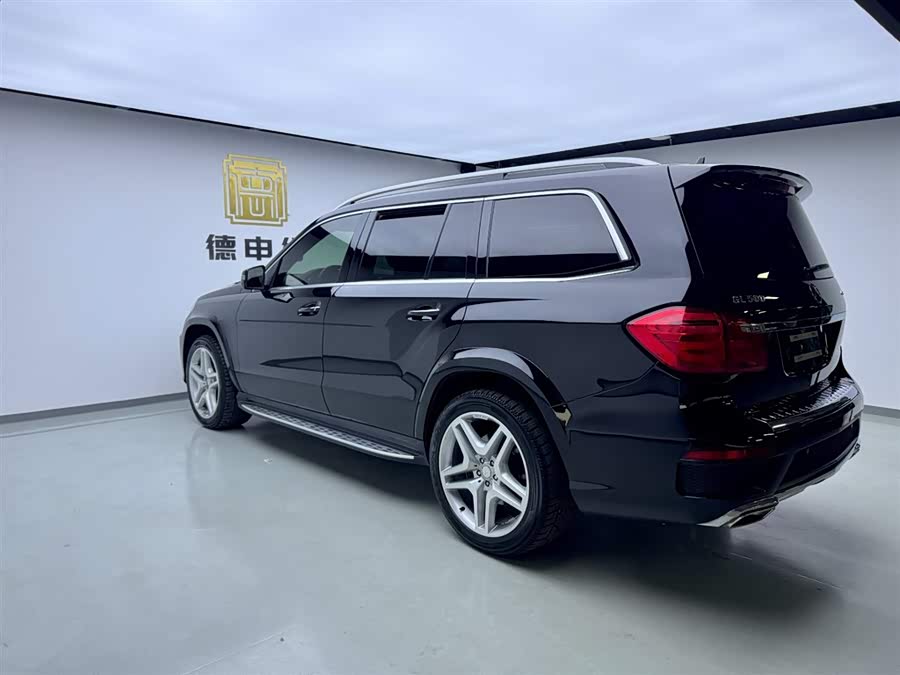 Mercedes-Benz GL Class 2014 car image #7