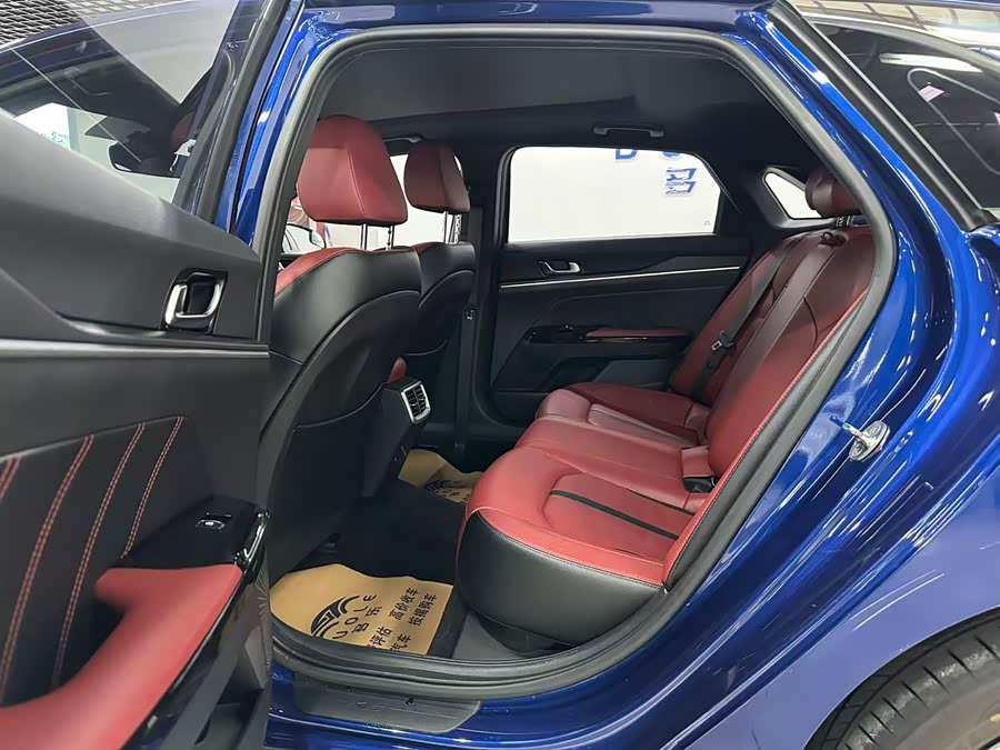 Kia K5 2014 car image #7