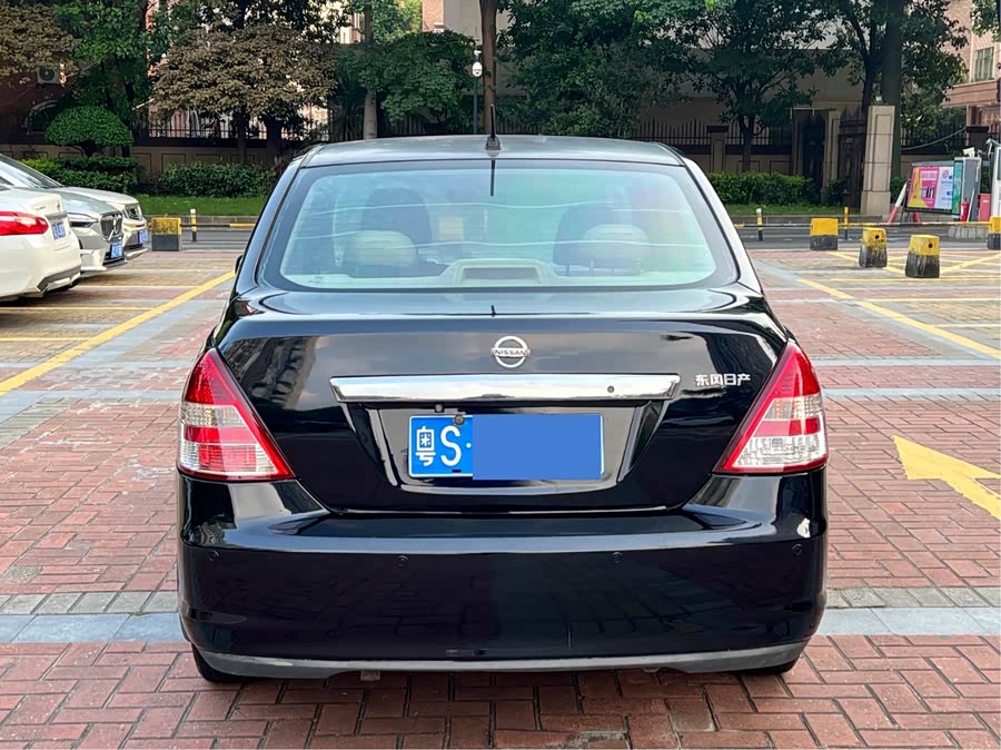 日产 颐达 2010 汽车图片 #7