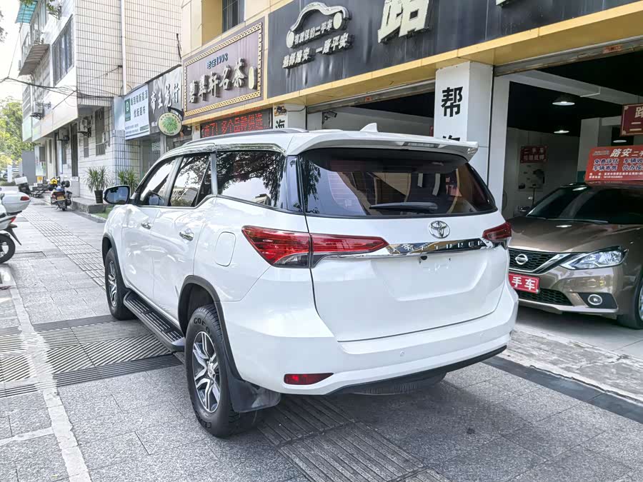 Toyota Fortuner 2017 #7 Toyota Fortuner 2017 immagine di auto #7