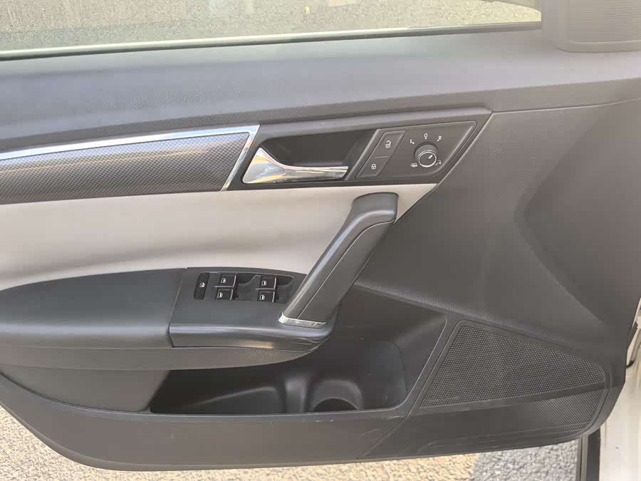 Volkswagen Cross Lavida 2014 immagine di auto #7