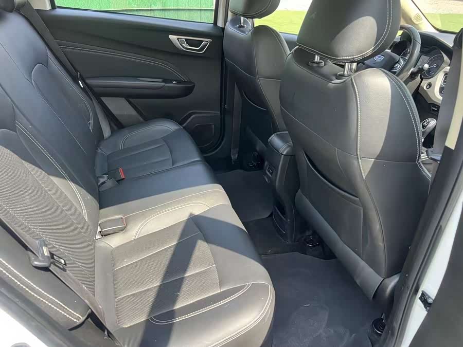 GEELY Vision X3 2021 image de voiture #7