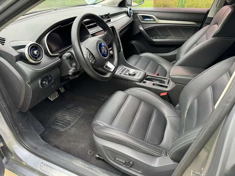 MG 6 New Energy 2019 car image #7