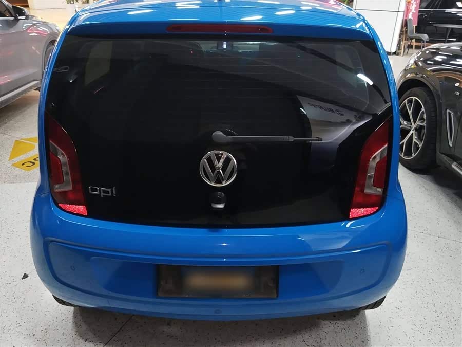 Volkswagen up! 2016 imagem de carro #7