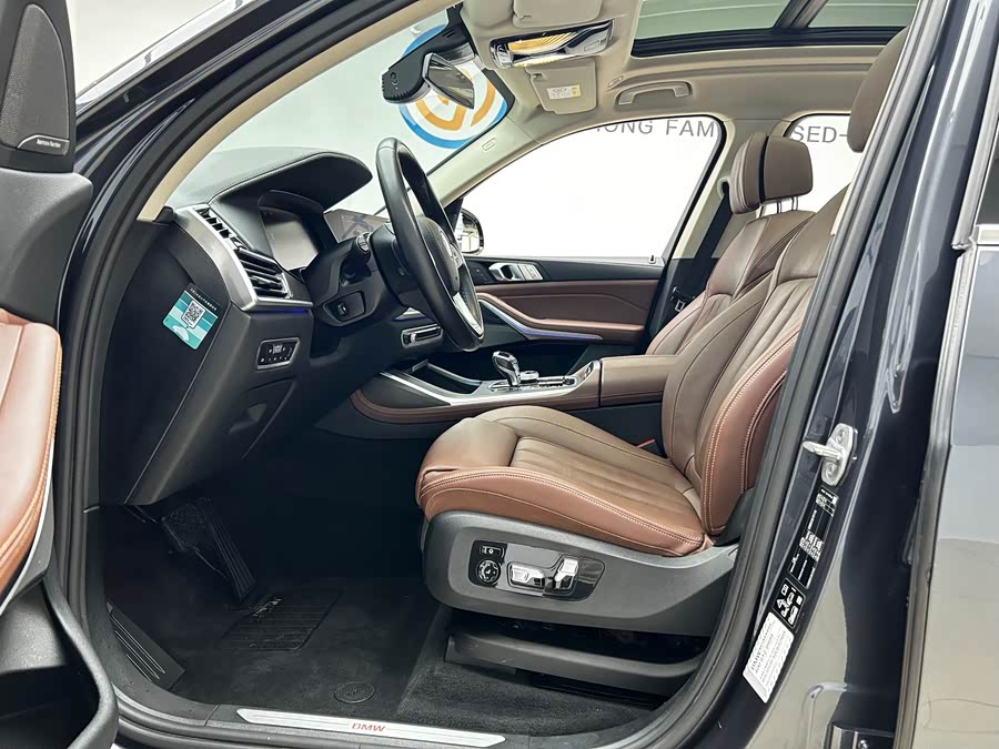 BMW X7 2020 immagine di auto #7