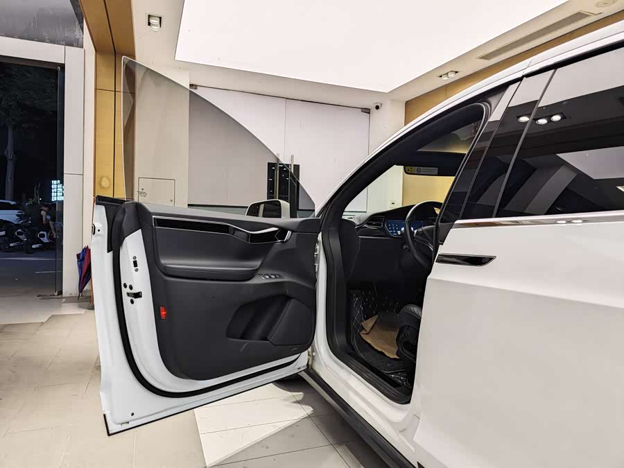 特斯拉 Model X 2017 汽车图片 #7