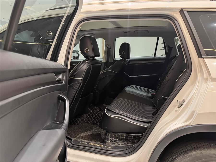 Skoda Kodiaq 2018 car image #7