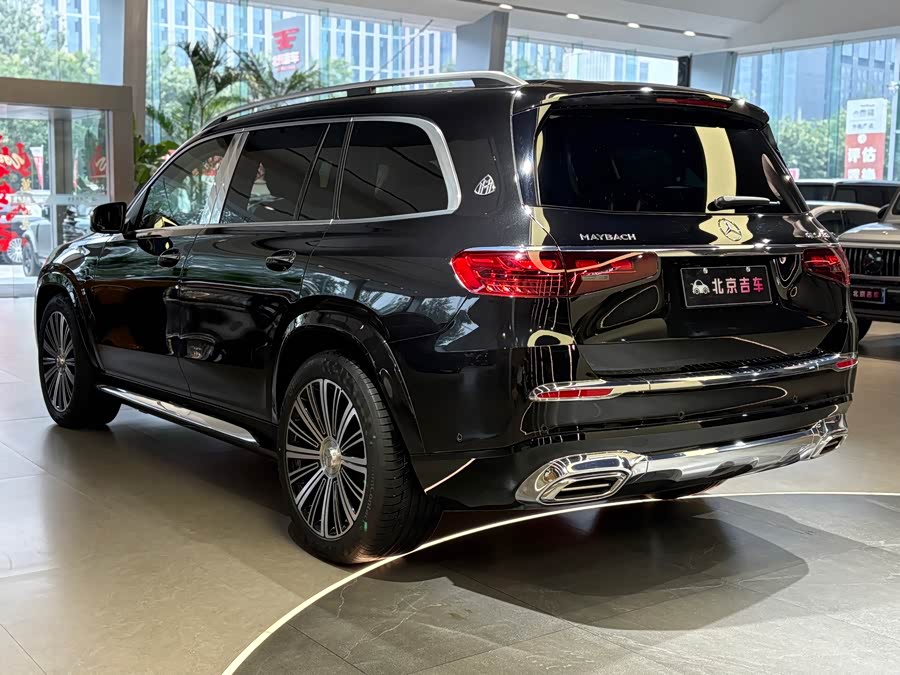 Mercedes-Benz Maybach GLS 2024 صورة سيارة #7