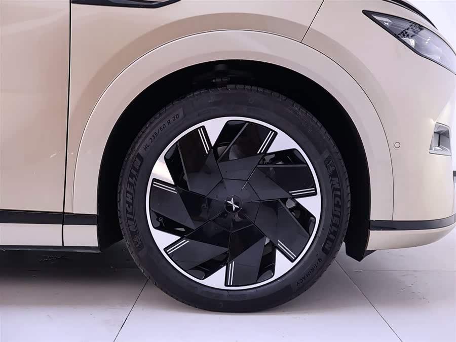 Xpeng X9 2024 immagine di auto #7