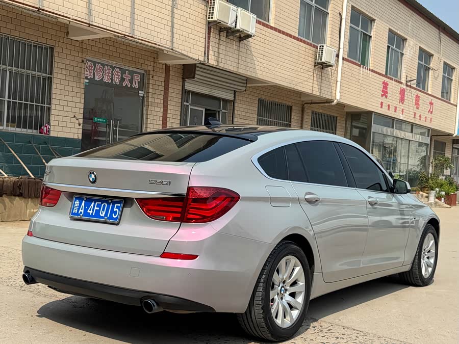 BMW 5 Series GT 2012 #7 BMW 5 Series GT 2012 immagine di auto #7