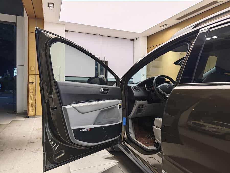 Peugeot 3008 2013 صورة سيارة #7