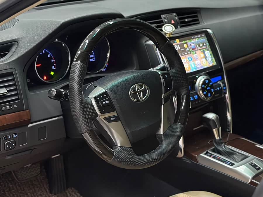 Toyota Reiz 2014 immagine di auto #7