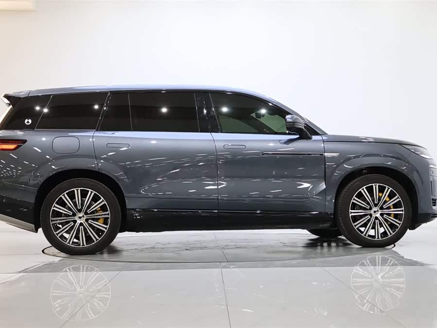 Denza N9 2025 car image #7