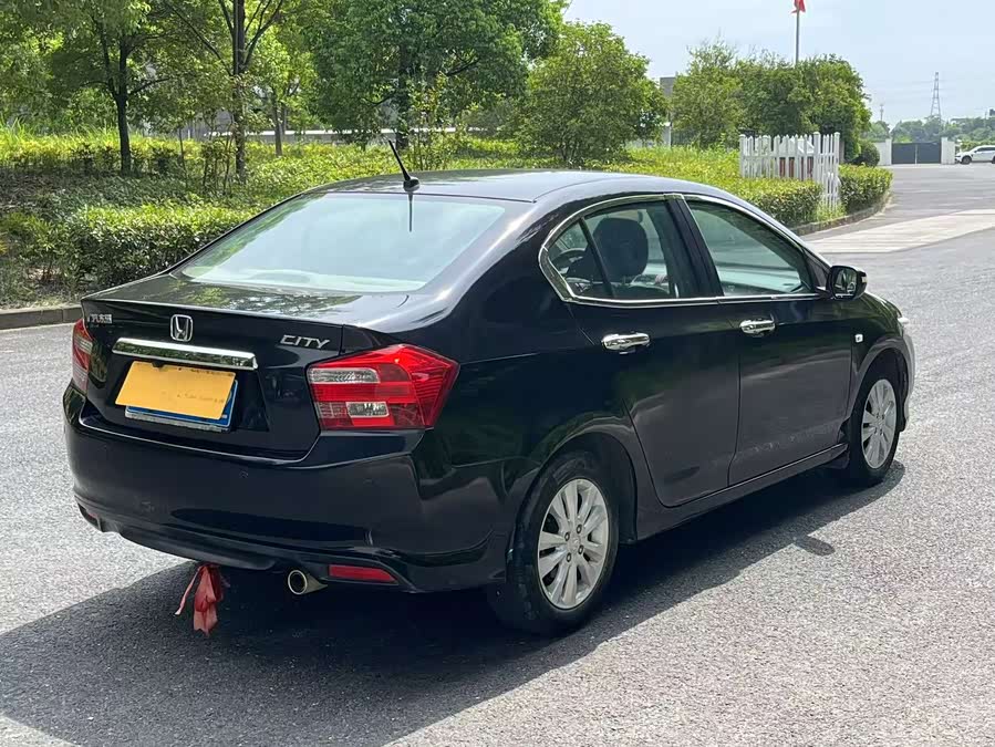 Honda City Classic 2013 immagine di auto #7