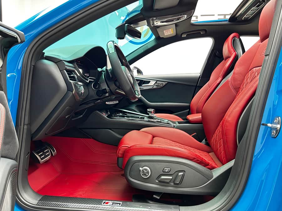 Audi S4 2023 car image #7