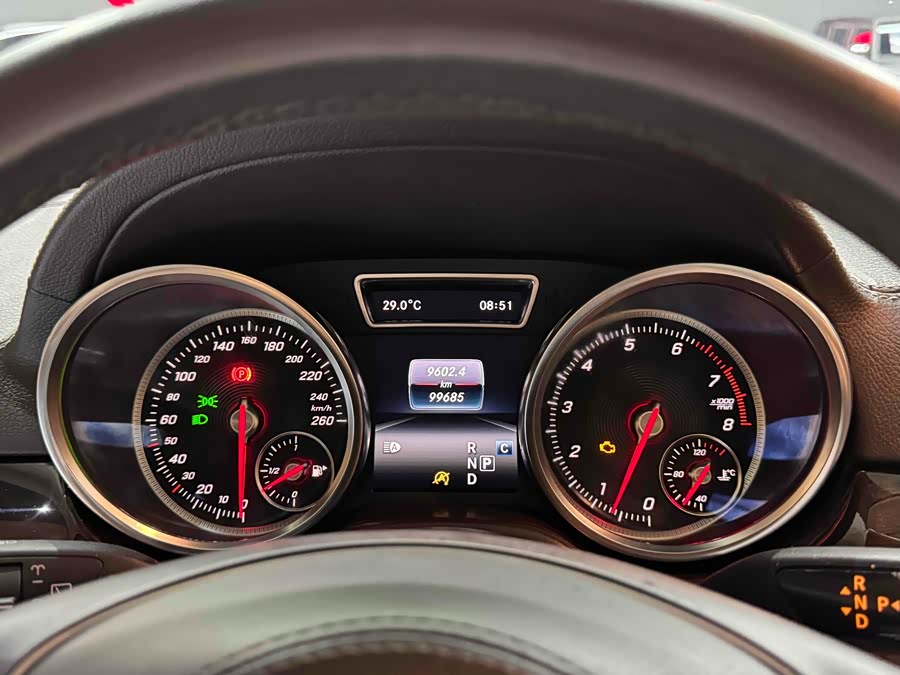 Mercedes-Benz GLS Class 2017 car image #7