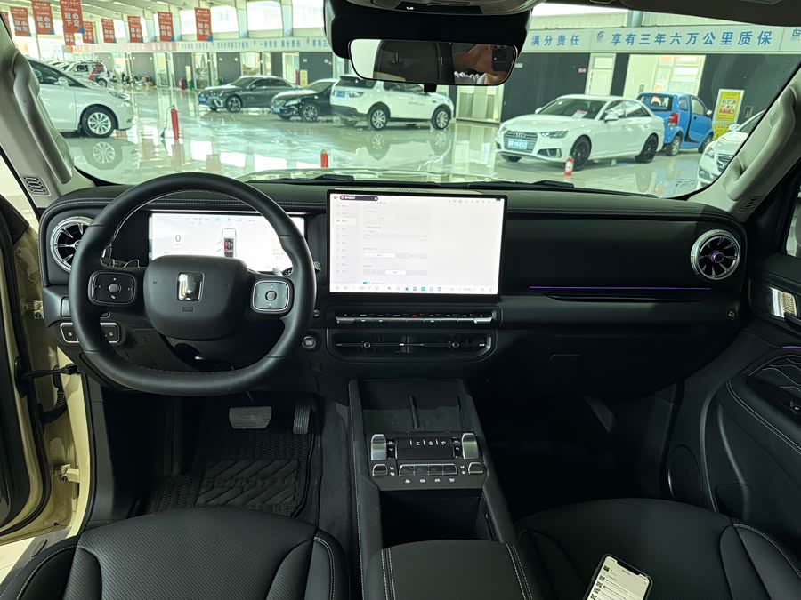 Tank 300 New Energy 2025 #7 Tank 300 New Energy 2025 car image #7