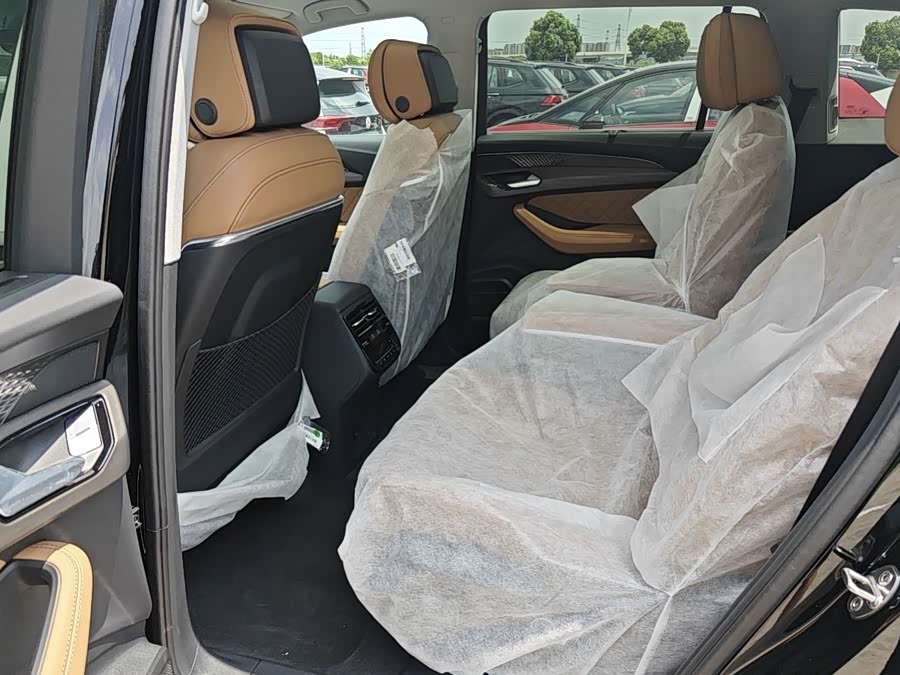 Audi Q6 изображение автомобиля #7