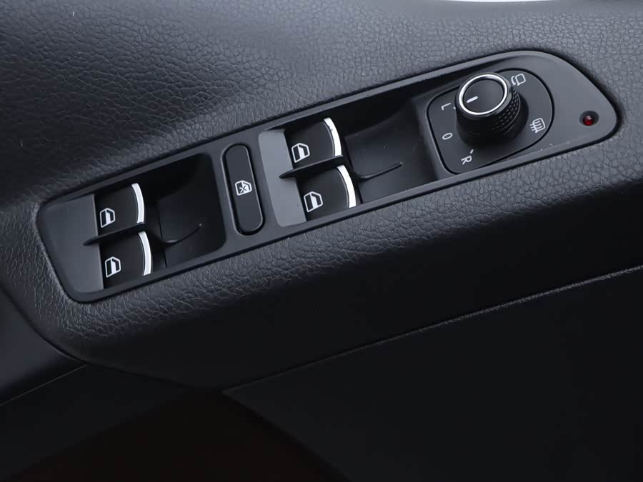 Volkswagen Tiguan 2014 #7 Volkswagen Tiguan 2014 car image #7