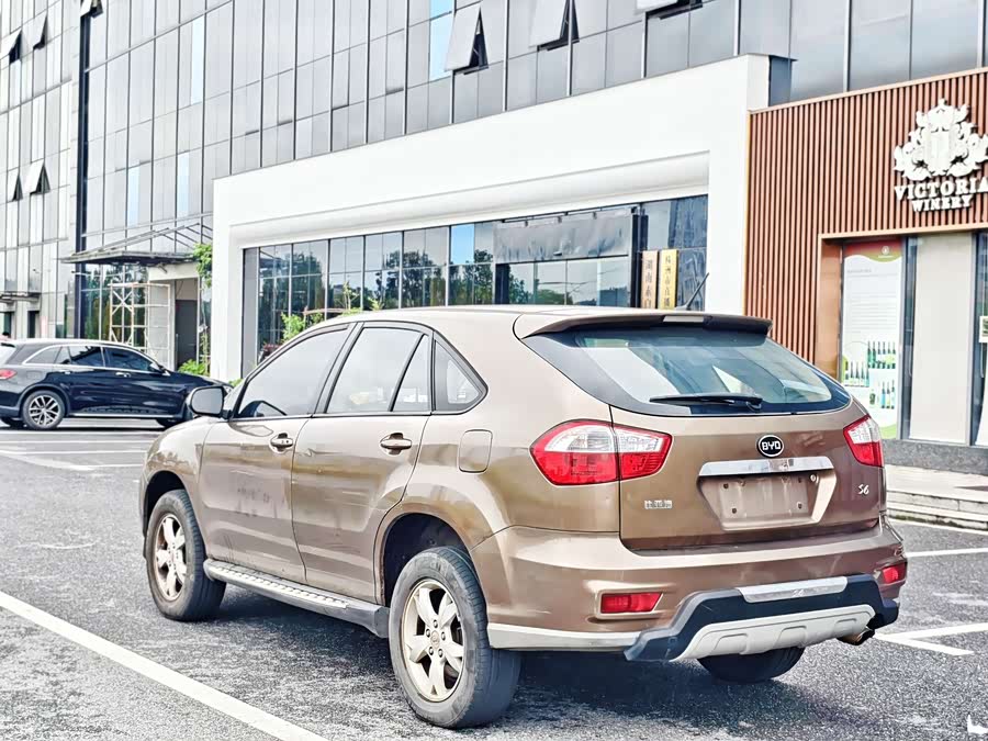 BYD S6 2013 car image #7