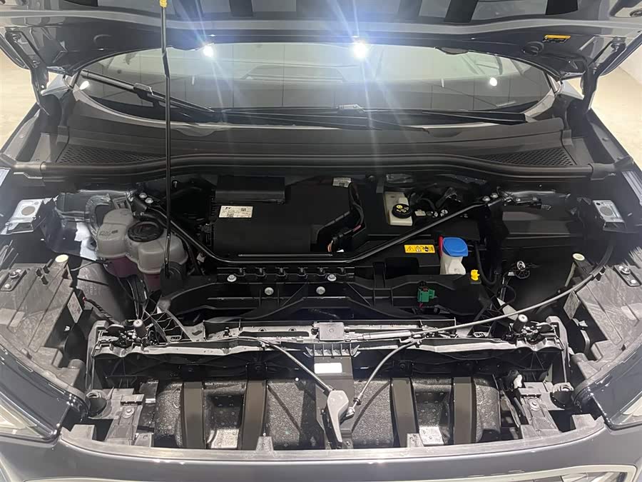 Audi Q4 e-tron изображение автомобиля #7