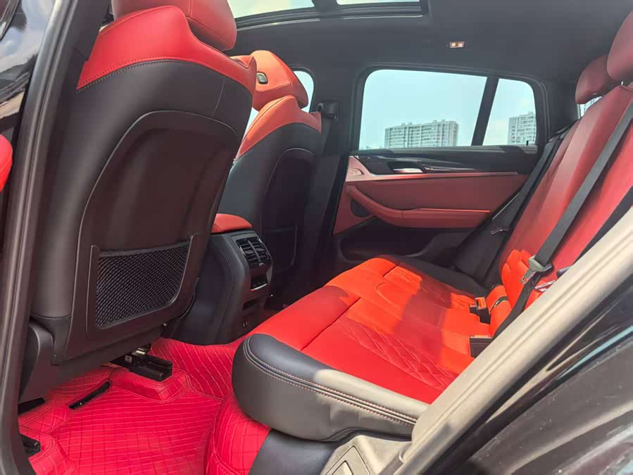 BMW X4 M40i 2023 #7 BMW X4 M40i 2023 car image #7