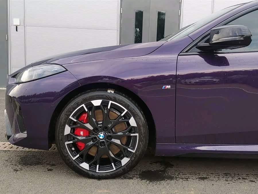 BMW M235L 2024 #7 BMW M235L 2024 car image #7