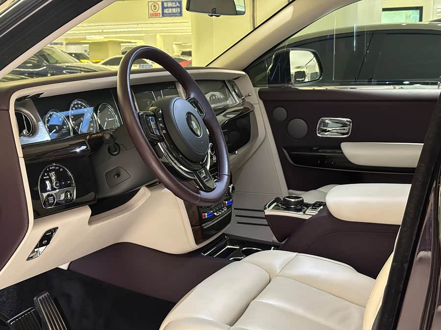 劳斯莱斯 幻影 2020 汽车图片 #7